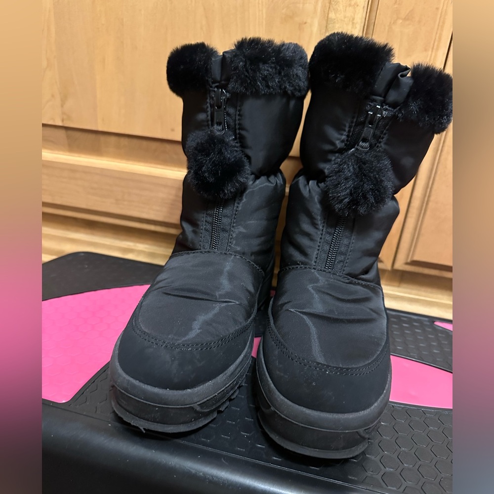 Women's Black Winter Boots
